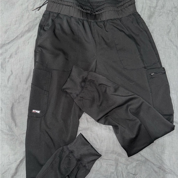 Scrub bottoms - Picture 1 of 2